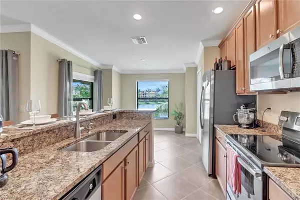 Naples, FL 34113,9532 Avellino WAY #2723