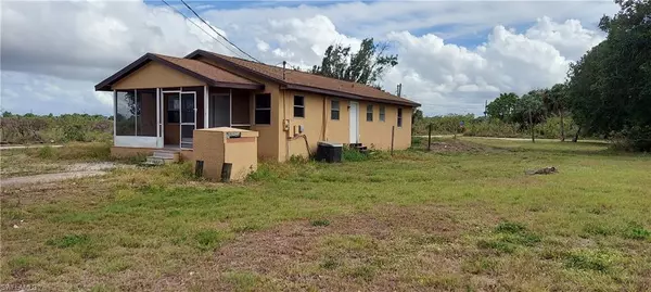 23240 Avenue B, Alva, FL 33920