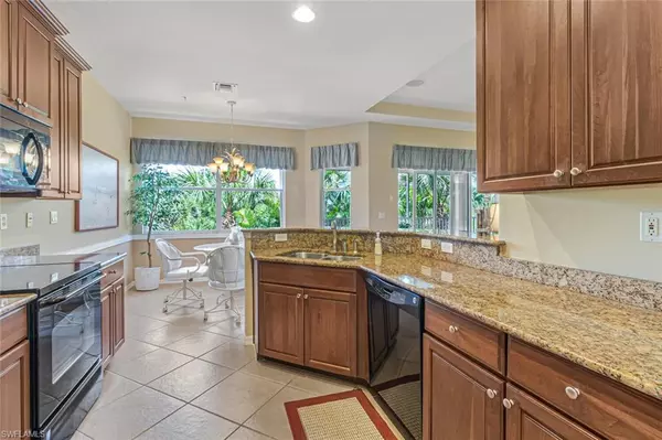 Naples, FL 34105,12866 Carrington CIR #203