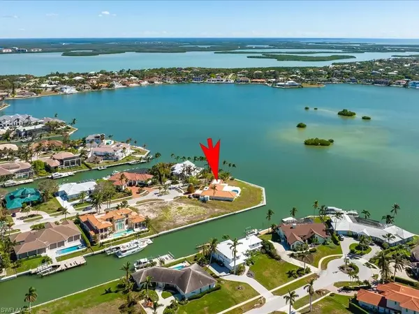 Marco Island, FL 34145,580 Conover CT