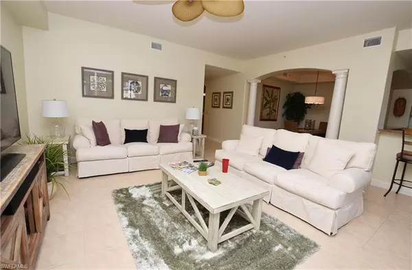 Naples, FL 34110,1128 Manor Lake DR #G-103