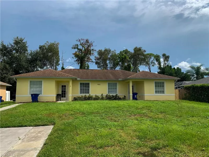 9032 Frank RD #1 & 2, Fort Myers, FL 33967