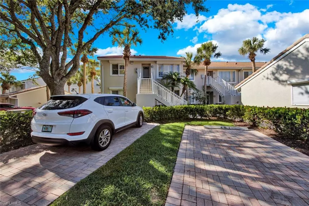 Naples, FL 34110,14550 RED FOX RUN #402