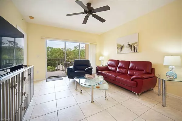 Naples, FL 34113,9175 Celeste DR #2-307