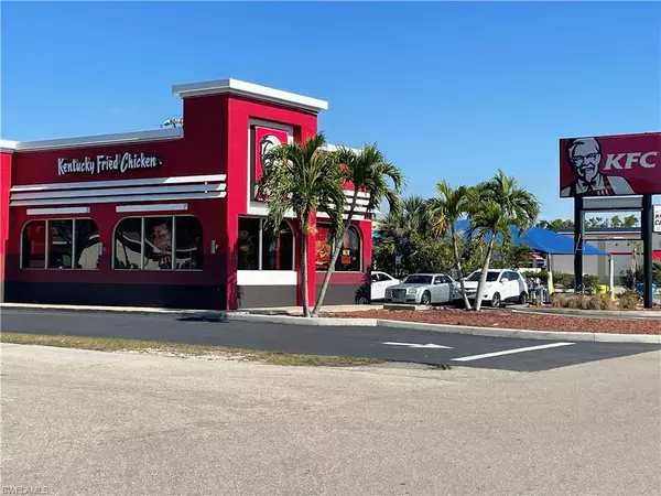 North Fort Myers, FL 33903,13160 N Cleveland AVE