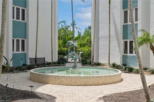 Naples, FL 34102,1300 Gulf Shore BLVD N #110