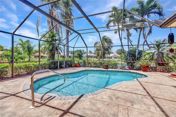 Naples, FL 34119,4383 Pomarine CT