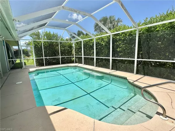 Fort Myers, FL 33919,5314 Shalley CIR E