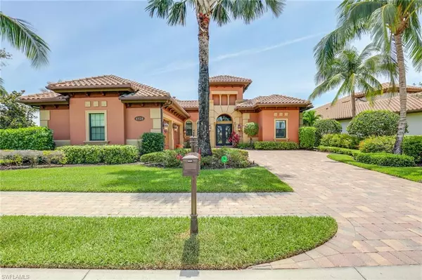 Naples, FL 34113,6528 Costa CIR