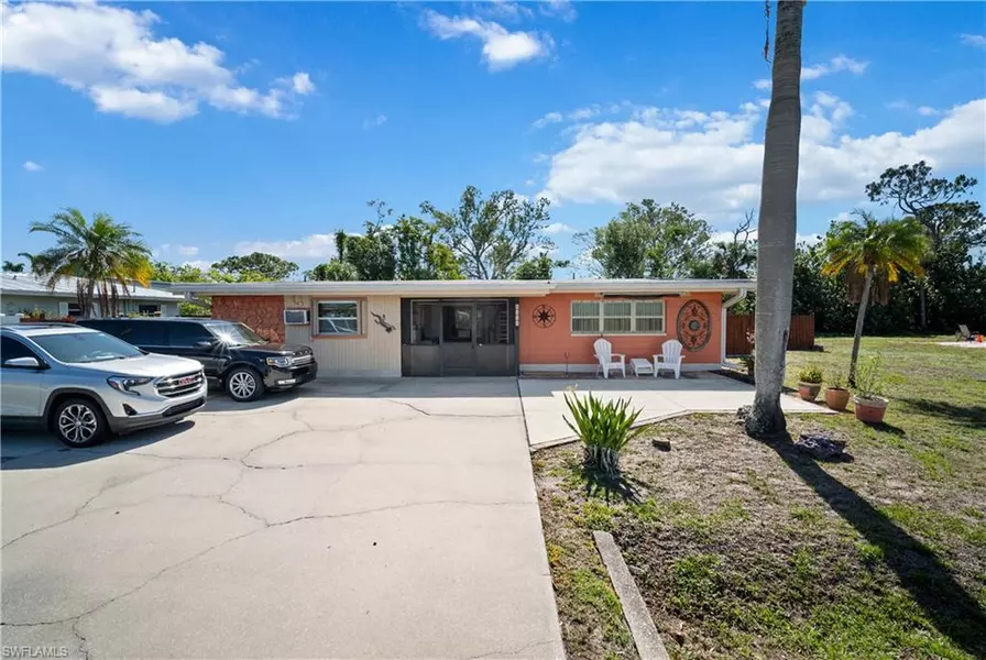 8506 Beacon ST, Fort Myers, FL 33907