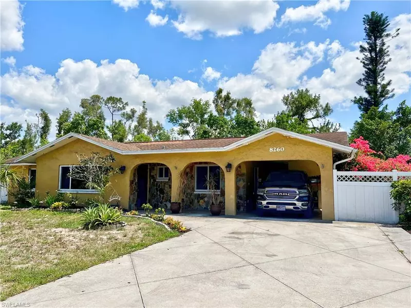 8260 San Carlos BLVD, Fort Myers, FL 33967