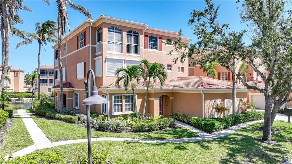 3228 SUNSET KEY CIR #101, Punta Gorda, FL 33955