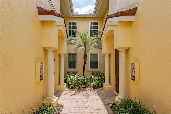 Naples, FL 34114,1289 RIALTO WAY #202