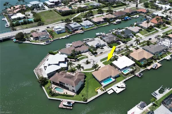 Marco Island, FL 34145,1670 Almeria CT