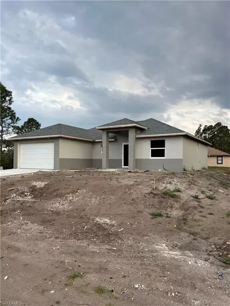 527 Harry Thayer AVE S, Lehigh Acres, FL 33974