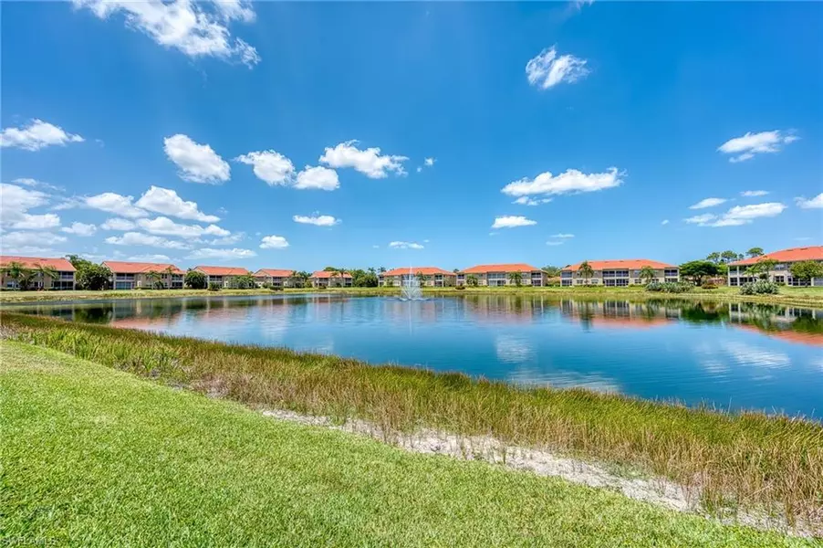 6260 Huntington Lakes CIR #102, Naples, FL 34119