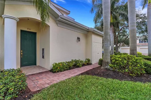 Bonita Springs, FL 34135,28662 San Lucas LN #201