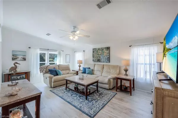 10551 Wales LOOP, Bonita Springs, FL 34135