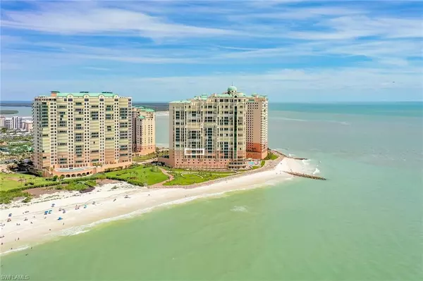 Marco Island, FL 34145,960 Cape Marco DR #602