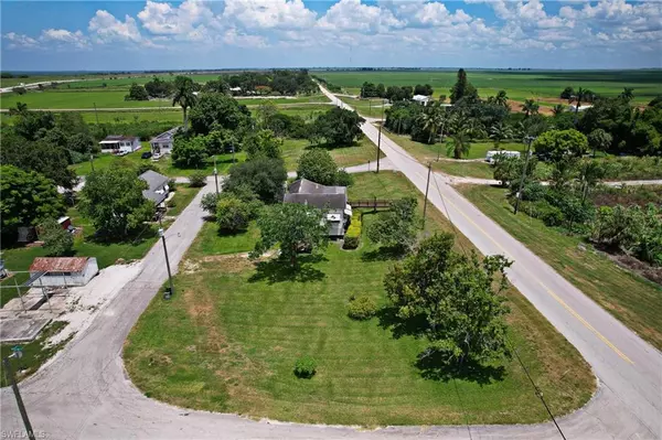 Clewiston, FL 33440,7 Corkscrew W