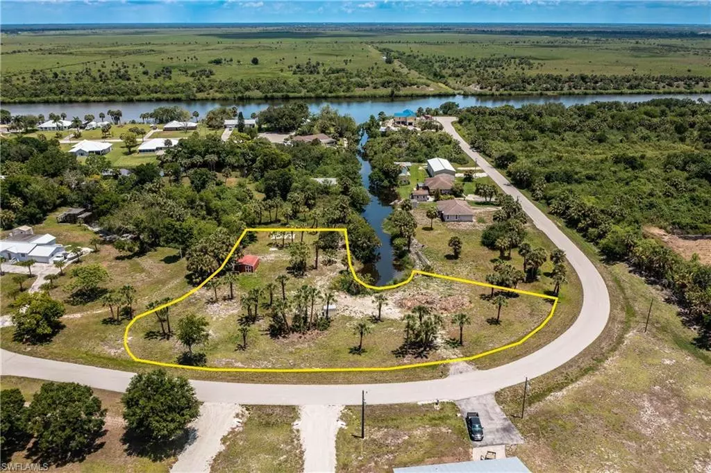 Moore Haven, FL 33471,1217 Indian Mound RD