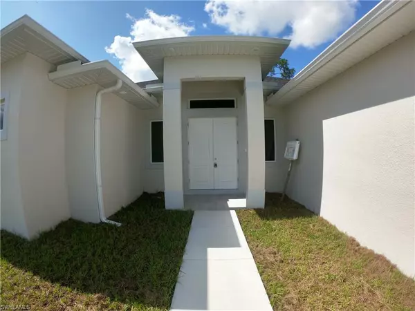 Lehigh Acres, FL 33971,2905 13th ST W