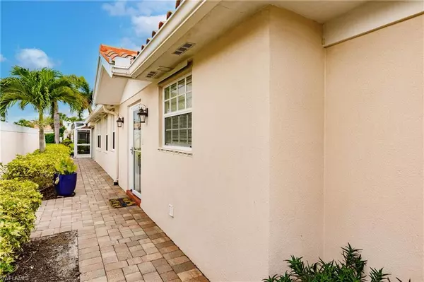 Naples, FL 34109,4067 Los Altos CT