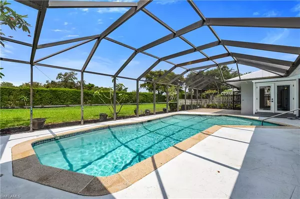 Naples, FL 34110,457 Cypress WAY E