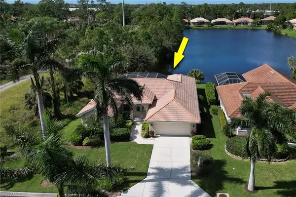 1023 Tivoli LN, Naples, FL 34104