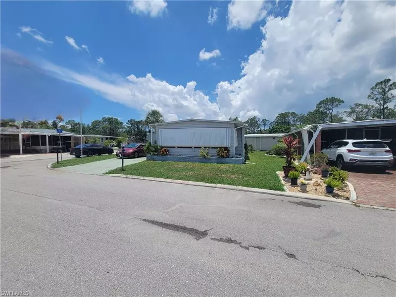 405 Snead DR, North Fort Myers, FL 33903