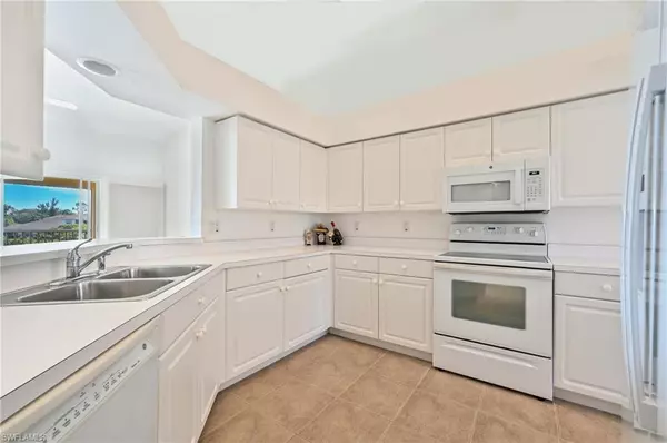 Naples, FL 34104,325 Dover PL #I-203