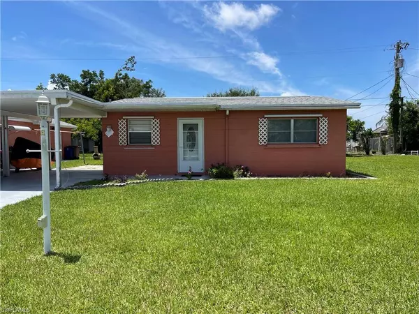 1106 Broad ST N,  Lehigh Acres,  FL 33936