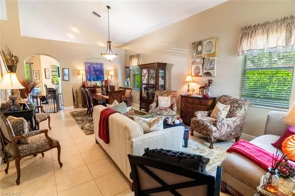 Naples, FL 34119,6135 Montelena CIR #3104