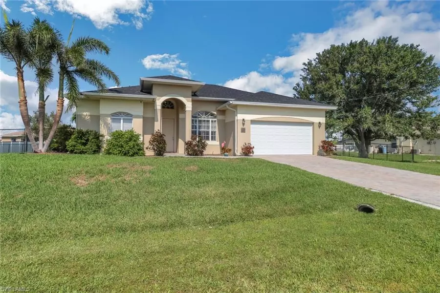 102 NW 29th AVE, Cape Coral, FL 33993