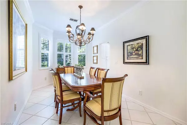 Naples, FL 34105,2520 TALON CT #2-201