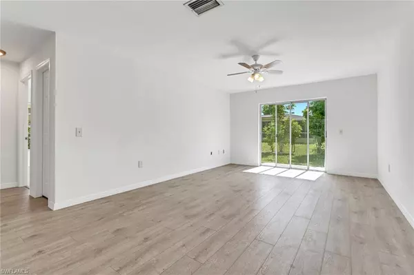 Cape Coral, FL 33904,4920 Vincennes CT #102