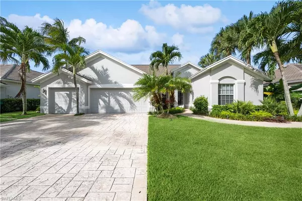 7707 Groves RD, Naples, FL 34109