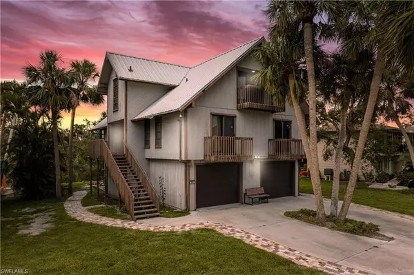 Fort Myers Beach, FL 33931,245 Nature View CT