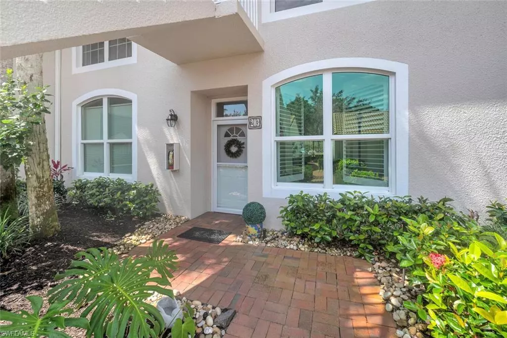 Naples, FL 34110,14530 Red Fox RUN #203