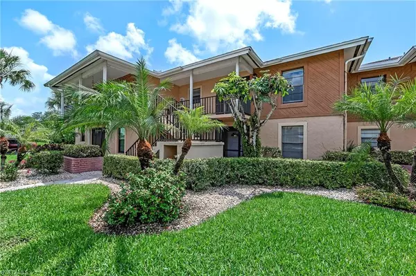 195 Cypress WAY E #2,  Naples,  FL 34110