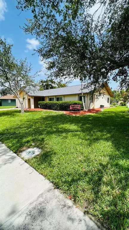 6365 Furman BLVD, Fort Myers, FL 33919