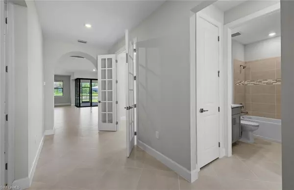 Alva, FL 33920,17114 OAKSTEAD DR