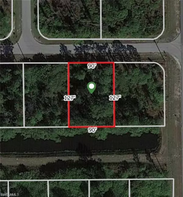 952 Alcalde ST E, Lehigh Acres, FL 33974