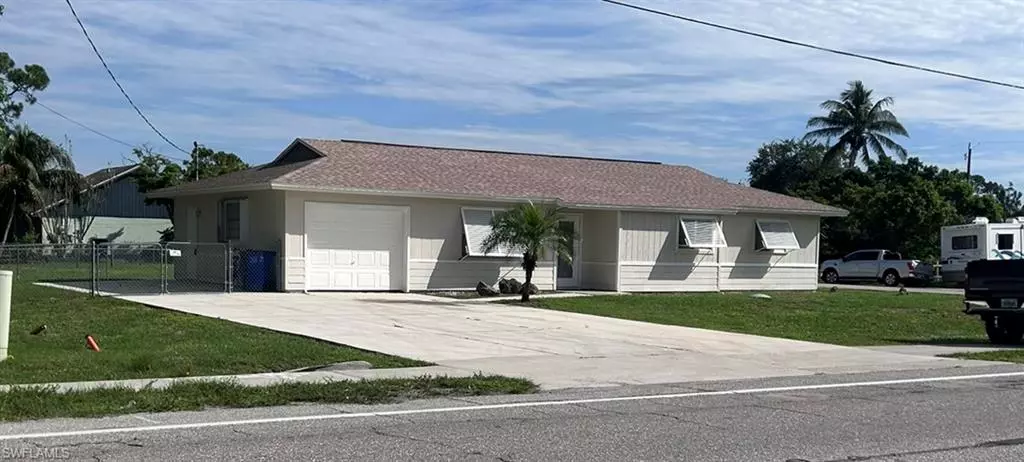 7523 Sanibel BLVD, Fort Myers, FL 33967