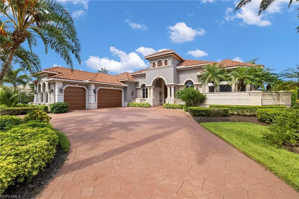 Naples, FL 34119,655 Venezia Grande DR