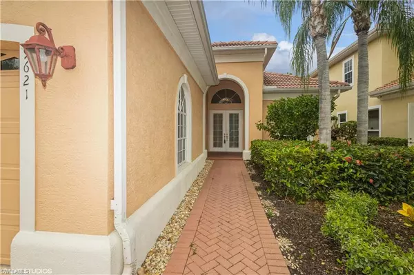 Naples, FL 34109,9621 Deepwater CT