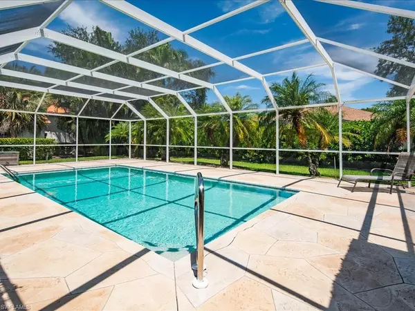 Naples, FL 34109,1925 Blackstone CIR