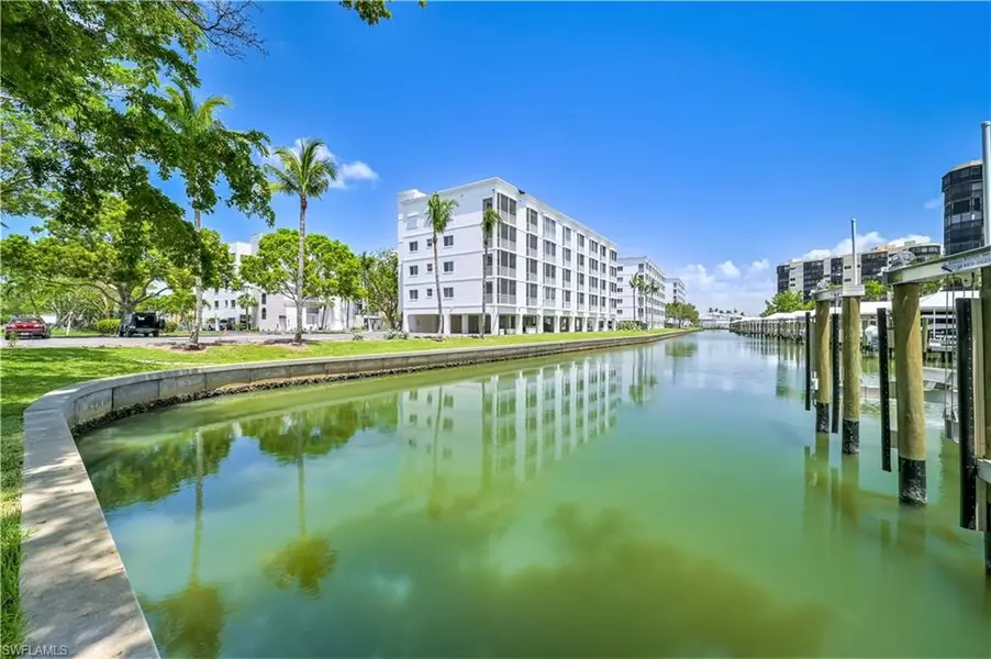 4311 Bay Beach LN #742, Fort Myers Beach, FL 33931