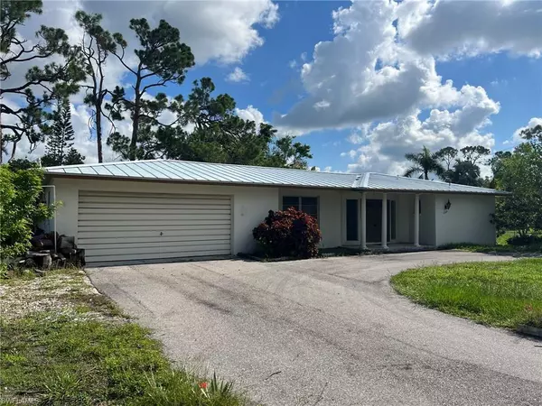 2367 Ivy AVE, Fort Myers, FL 33907