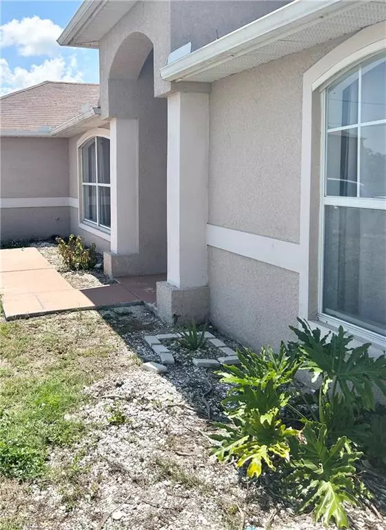 Cape Coral, FL 33909,1923 NE 20th TER